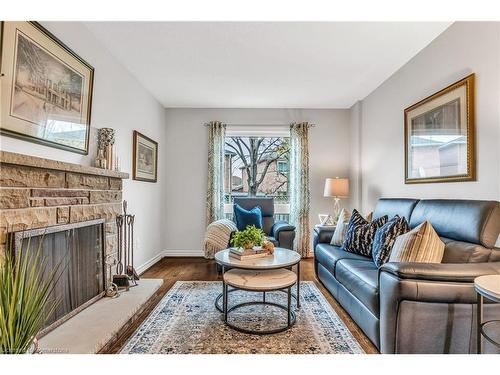 1601 Wintergrove Gardens, Mississauga, ON - Indoor Photo Showing Living Room With Fireplace