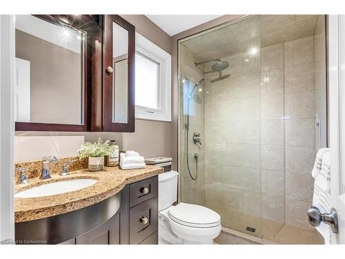 1601 Wintergrove Gardens, Mississauga, ON - Indoor Photo Showing Bathroom