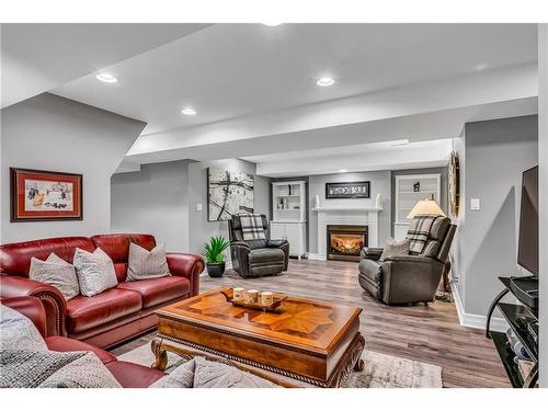 1601 Wintergrove Gardens, Mississauga, ON - Indoor Photo Showing Living Room With Fireplace