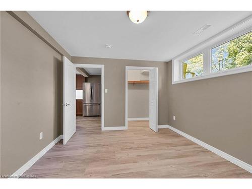 Lower-455 Brigadoon Drive, Hamilton, ON - Indoor Photo Showing Other Room