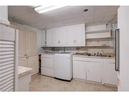 597 Vanderburgh Drive, Burlington, ON - Indoor Photo Showing Laundry Room