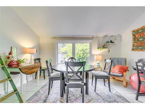 513-515 Hager Avenue, Burlington, ON - Indoor Photo Showing Dining Room