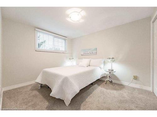 Upper-604 Glen Forrest Boulevard, Waterloo, ON - Indoor Photo Showing Bedroom