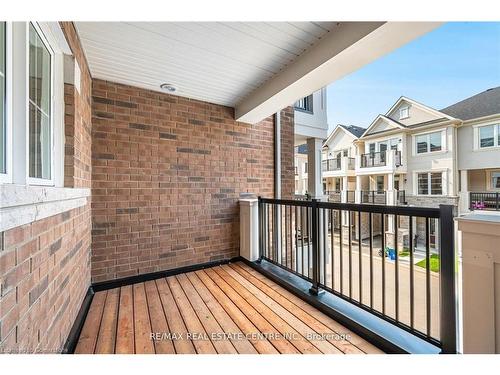 75-1317 Leriche Way, Milton, ON - Outdoor With Balcony With Exterior