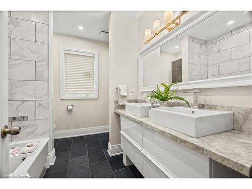 16 Coxwell Avenue, Toronto, ON - Indoor Photo Showing Bathroom