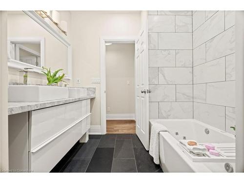 16 Coxwell Avenue, Toronto, ON - Indoor Photo Showing Bathroom