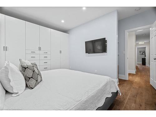 16 Coxwell Avenue, Toronto, ON - Indoor Photo Showing Bedroom