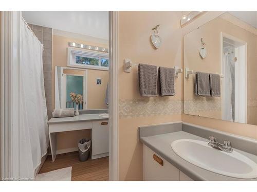 1-31 Laguna Parkway, Brechin, ON - Indoor Photo Showing Bathroom