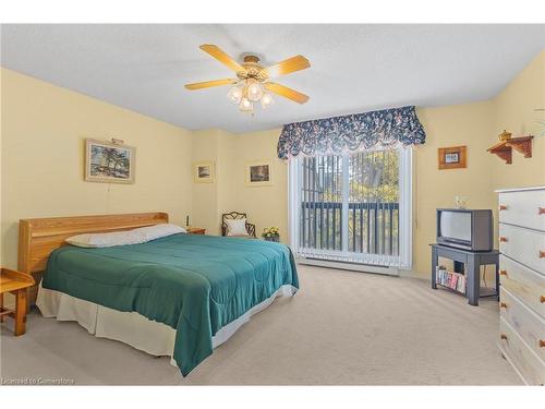 1-31 Laguna Parkway, Brechin, ON - Indoor Photo Showing Bedroom