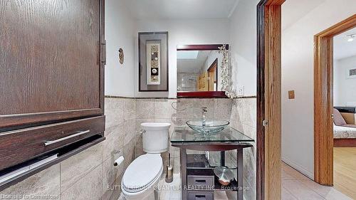 1842 Christopher Road, Mississauga, ON - Indoor Photo Showing Bathroom