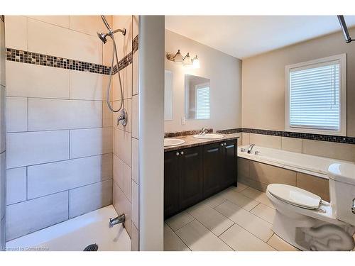 20 Mcconkey Crescent, Brantford, ON - Indoor Photo Showing Bathroom