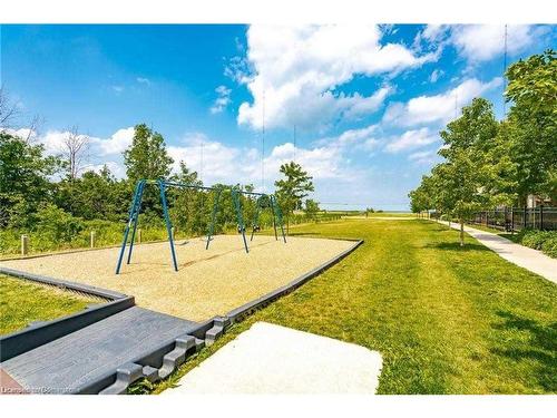 79-541 Winston Road, Grimsby, ON - Outdoor With View