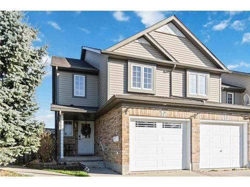 27 Red Clover Crescent, Kitchener, ON - Outdoor With Facade