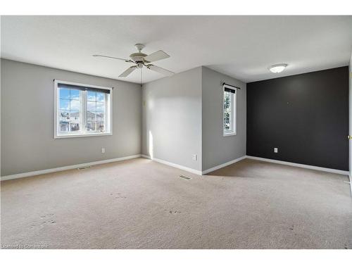 27 Red Clover Crescent, Kitchener, ON - Indoor Photo Showing Other Room