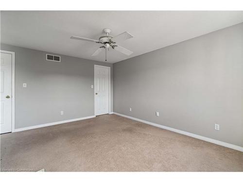 27 Red Clover Crescent, Kitchener, ON - Indoor Photo Showing Other Room