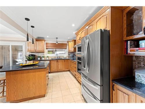 1639 Glen Rutley Circle, Mississauga, ON - Indoor Photo Showing Kitchen