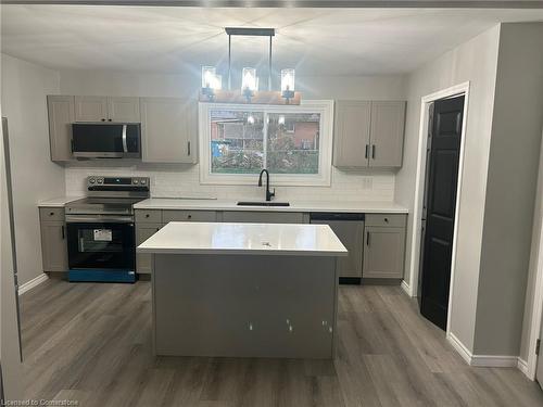 Upper-196 Gladstone Avenue, London, ON - Indoor Photo Showing Kitchen With Stainless Steel Kitchen