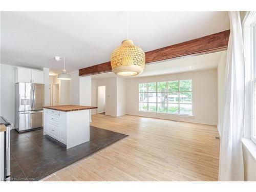 31 Shakespeare Avenue, Niagara-On-The-Lake, ON - Indoor Photo Showing Kitchen