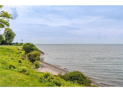 31 Shakespeare Avenue, Niagara-On-The-Lake, ON - Outdoor With Body Of Water With View