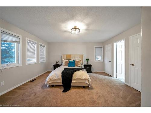 1 Barwick Court, Whitby, ON - Indoor Photo Showing Bedroom