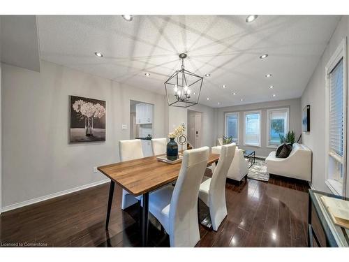 1 Barwick Court, Whitby, ON - Indoor Photo Showing Dining Room