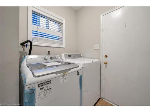 1 Barwick Court, Whitby, ON - Indoor Photo Showing Laundry Room