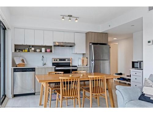 A316-1117 Cooke Blvd Boulevard, Burlington, ON - Indoor Photo Showing Kitchen With Stainless Steel Kitchen