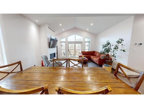 19 Winchester Crescent, Listowel, ON - Indoor Photo Showing Dining Room