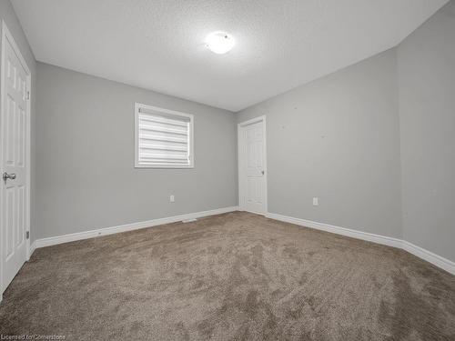 126 Tartan Avenue, Kitchener, ON - Indoor Photo Showing Other Room