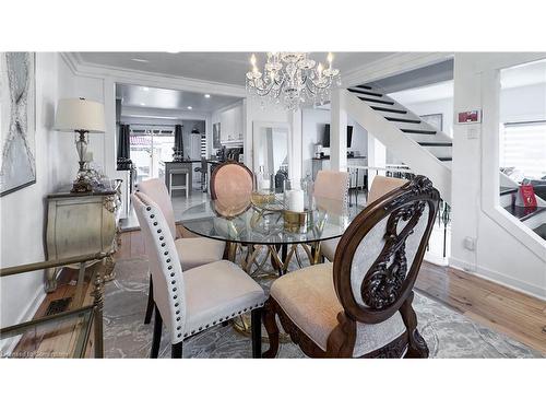 252 Walter Avenue N, Hamilton, ON - Indoor Photo Showing Dining Room