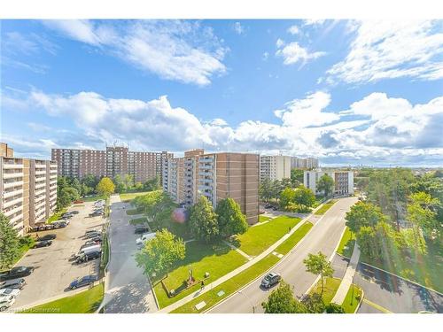 907-2 Glamorgan Avenue, Toronto, ON - Outdoor With View