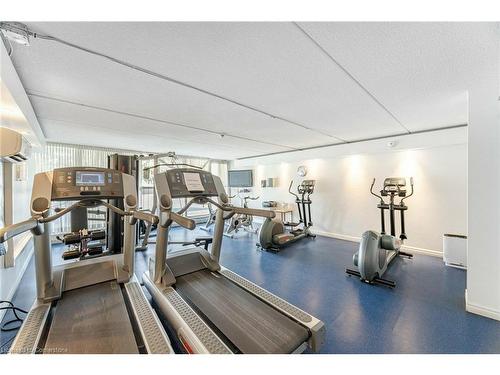 907-2 Glamorgan Avenue, Toronto, ON - Indoor Photo Showing Gym Room