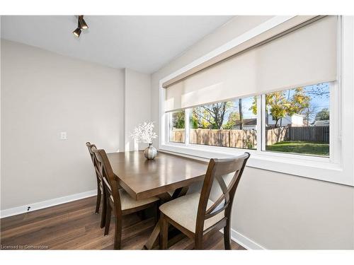 305 East 24Th Street, Hamilton, ON - Indoor Photo Showing Dining Room