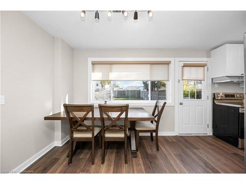 305 East 24Th Street, Hamilton, ON - Indoor Photo Showing Dining Room