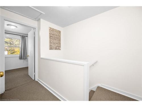 305 East 24Th Street, Hamilton, ON - Indoor Photo Showing Other Room