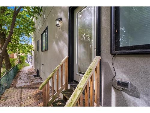 75 Kenilworth Avenue, Toronto, ON - Outdoor