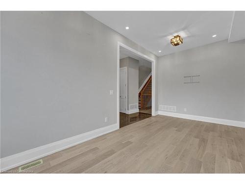 75 Kenilworth Avenue, Toronto, ON - Indoor Photo Showing Other Room