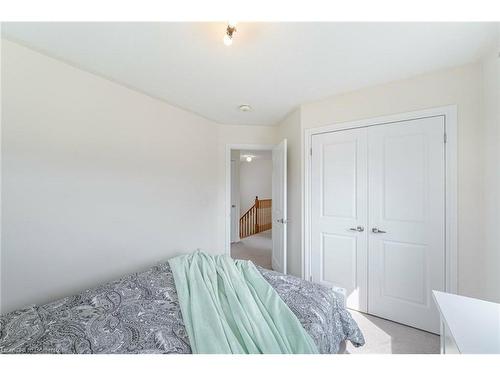 89 Todd Crescent, Grey, ON - Indoor Photo Showing Bedroom