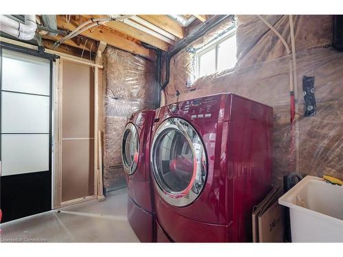 89 Todd Crescent, Grey, ON - Indoor Photo Showing Laundry Room