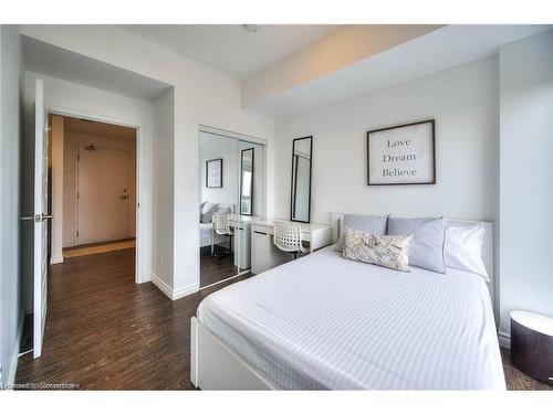 901-160 King Street N, Waterloo, ON - Indoor Photo Showing Bedroom