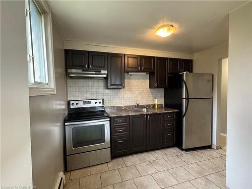 1-281 Lorne Avenue, Kitchener, ON - Indoor Photo Showing Kitchen