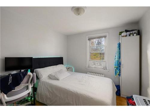 150 Nelson Street, Kingston, ON - Indoor Photo Showing Bedroom