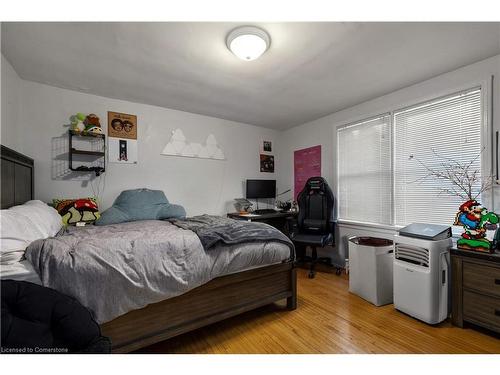 150 Nelson Street, Kingston, ON - Indoor Photo Showing Bedroom