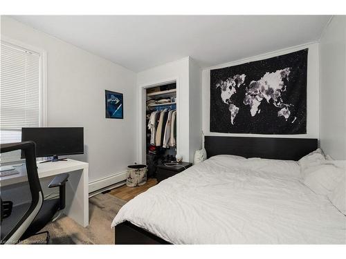 150 Nelson Street, Kingston, ON - Indoor Photo Showing Bedroom