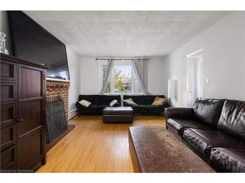 150 Nelson Street, Kingston, ON - Indoor Photo Showing Living Room With Fireplace