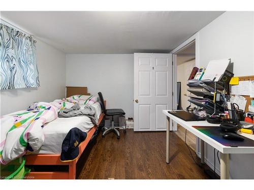 150 Nelson Street, Kingston, ON - Indoor Photo Showing Bedroom