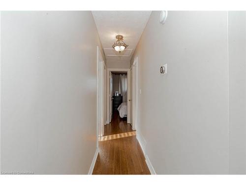 7746 Jubilee Drive, Niagara Falls, ON - Indoor Photo Showing Other Room