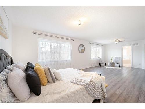 8 Decorso Drive, Peel, ON - Indoor Photo Showing Bedroom