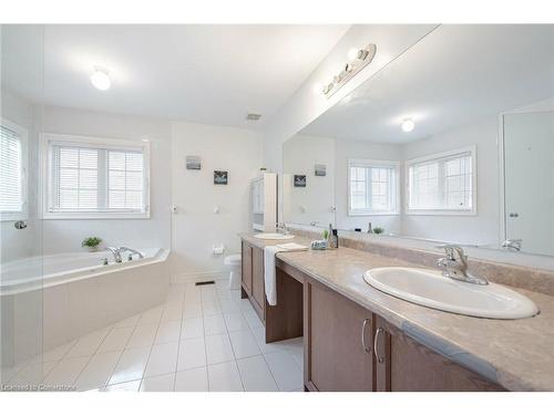 8 Decorso Drive, Peel, ON - Indoor Photo Showing Bathroom