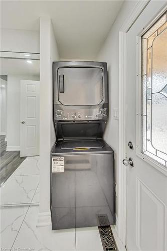 763 Tate Avenue, Hamilton, ON - Indoor Photo Showing Laundry Room